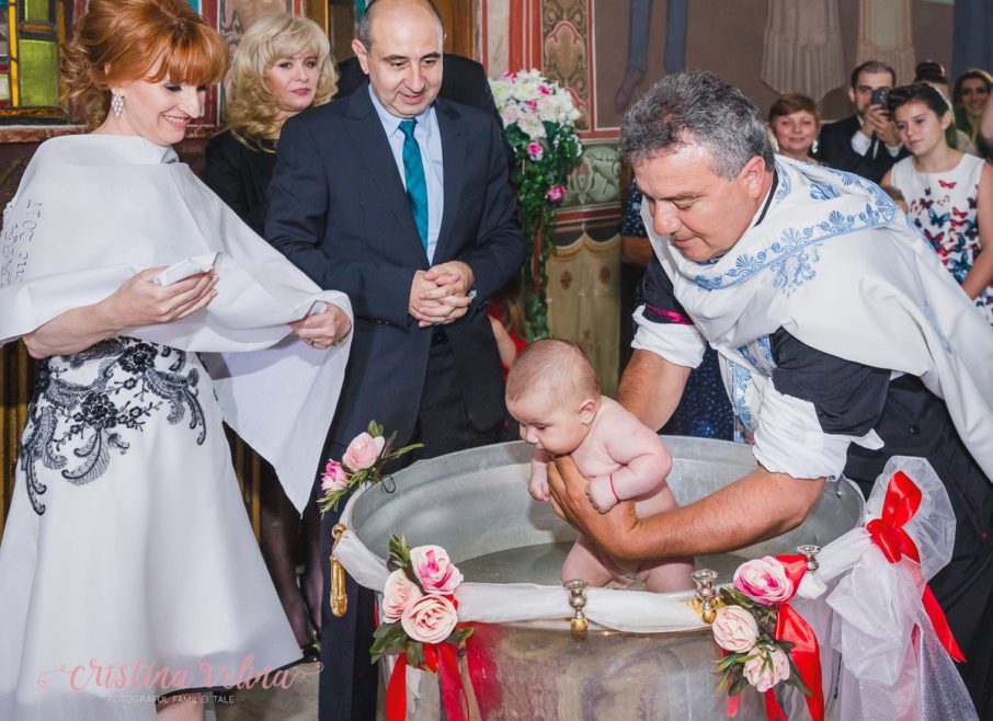 Fotografie de Botez – Ceremonia Botezului Ortodox